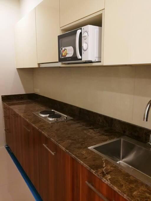 Adria Residences - Emerald Garden - 2 Bedroom Unit For 4 Person Μανίλα Εξωτερικό φωτογραφία